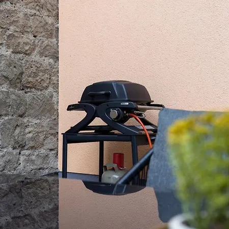 Lava-lodge Holiday home